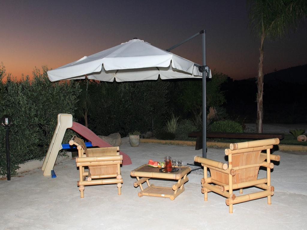 I Giardini Di Elencosta Bed & Breakfast Rilievo Bagian luar foto