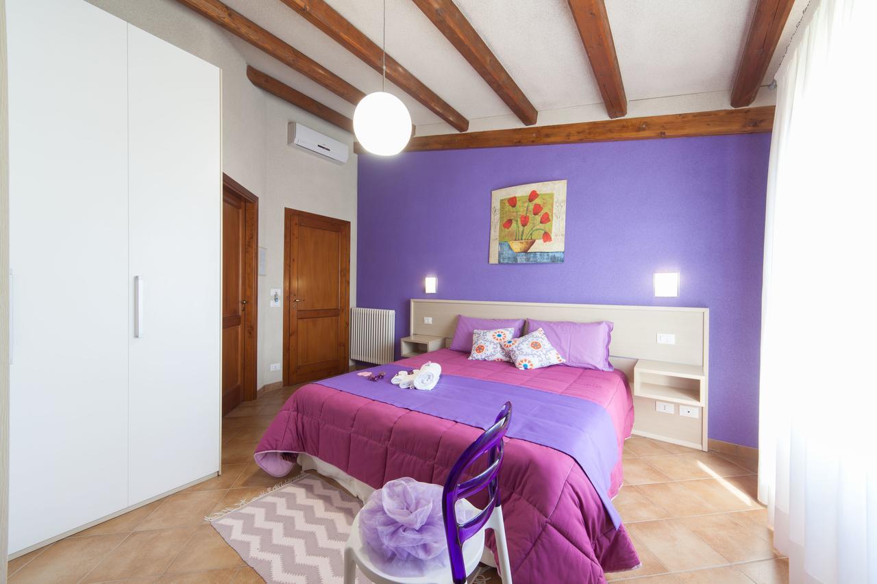 I Giardini Di Elencosta Bed & Breakfast Rilievo Bagian luar foto