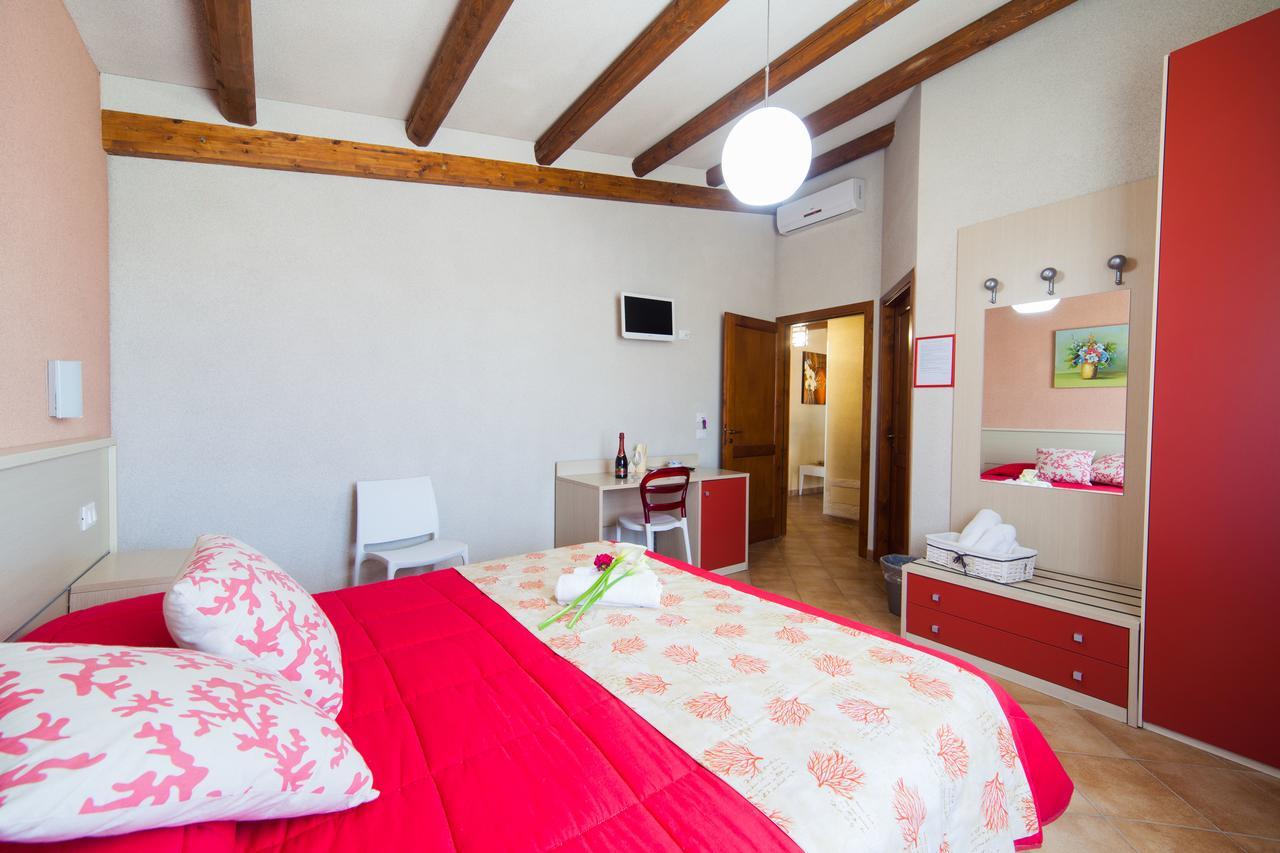 I Giardini Di Elencosta Bed & Breakfast Rilievo Bagian luar foto