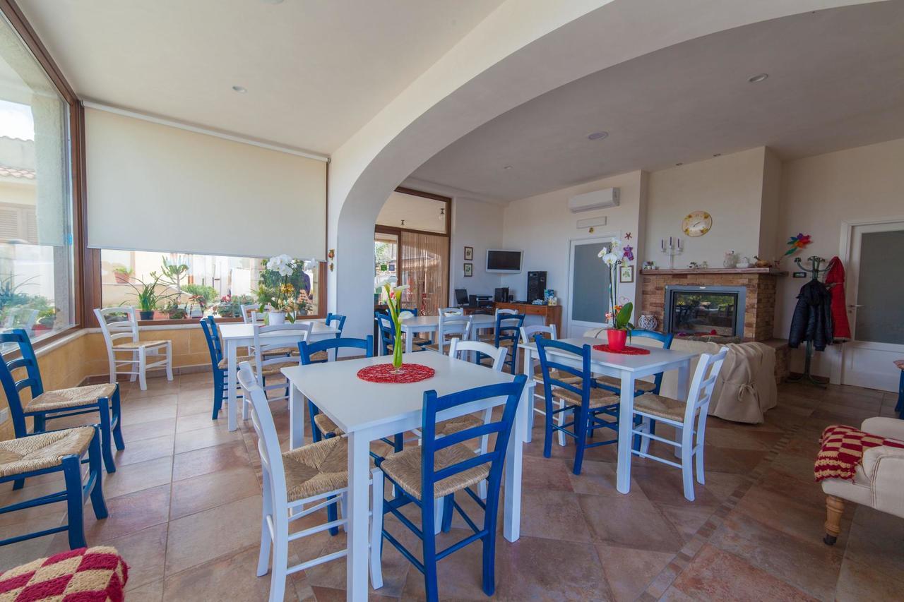 I Giardini Di Elencosta Bed & Breakfast Rilievo Bagian luar foto